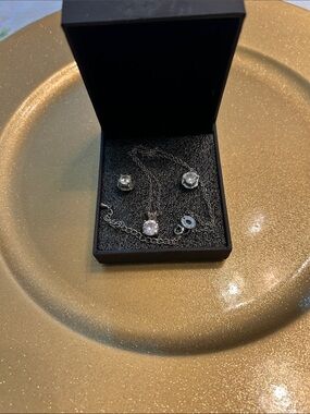 CZ by Kenneth Jay Lane Necklace and pierced earrings in Great Condition